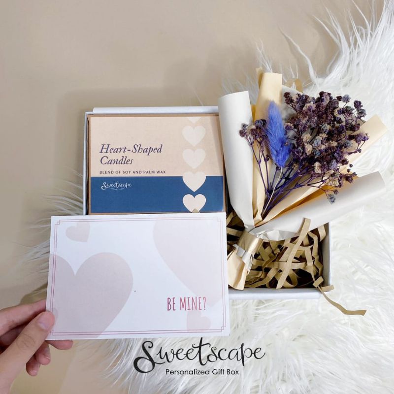 

Gift Box Package 316-Paket Hampers 316 - Hadiah Romantis untuk Pacar