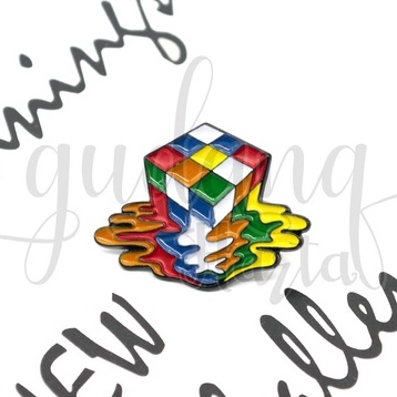 Pin Motif Melting Cube Broch Motif Cube Leleh Unik Bros GH 208783