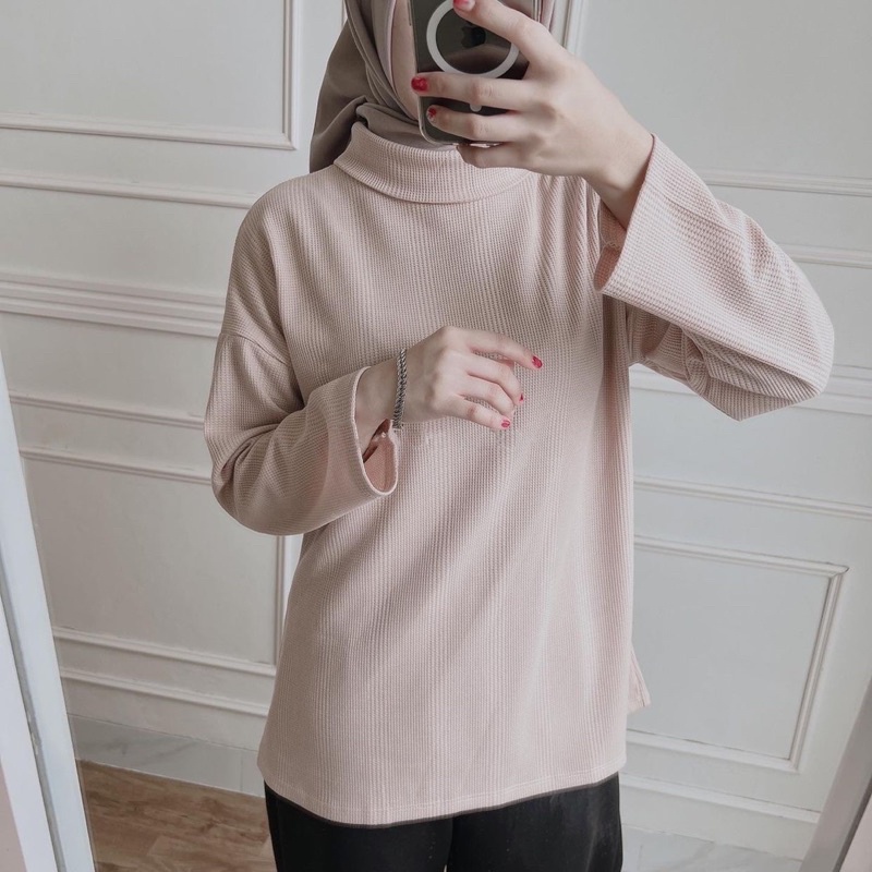 HAFIZA WAFFLE TURTLENECK