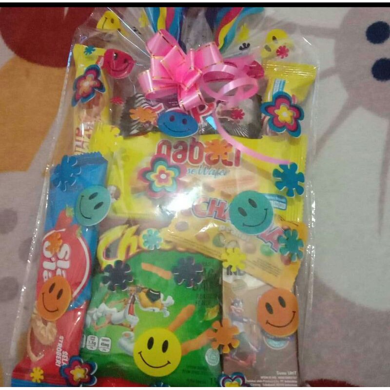 

bingkisan snack ultah anak