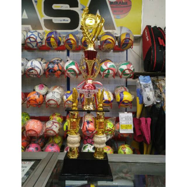 Trophy piala 2 kaki satuan