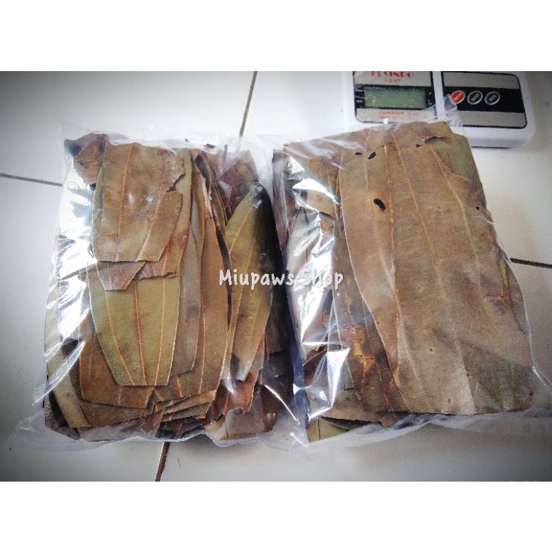 

Daun Kayu Manis Kering 100 Gram