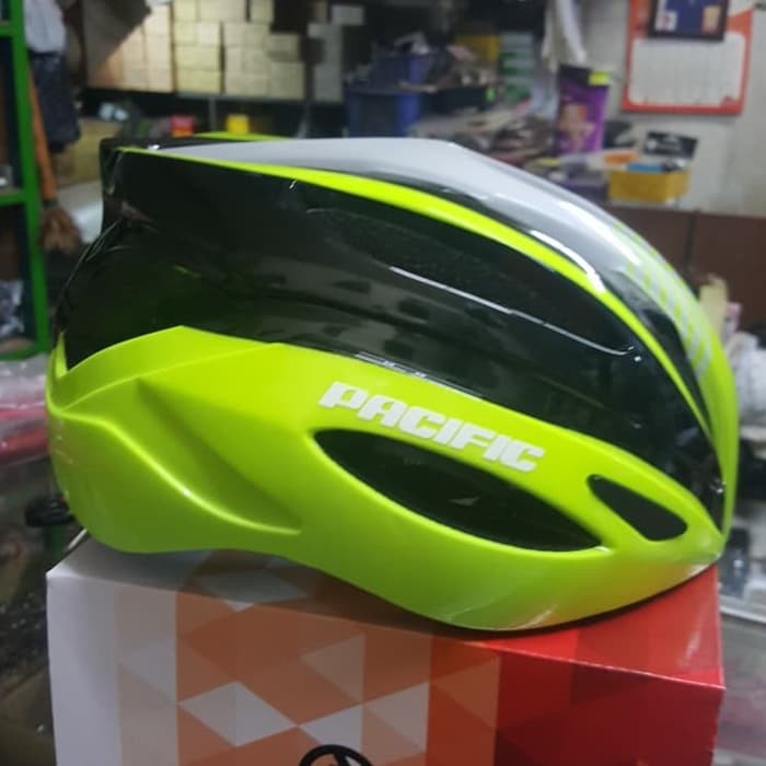 READY Helm roadbike pacific