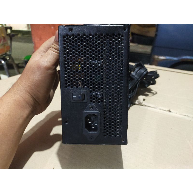 PSU/Power Supply 500W 80+ Hitam Kipas Besar 6 Pin vga