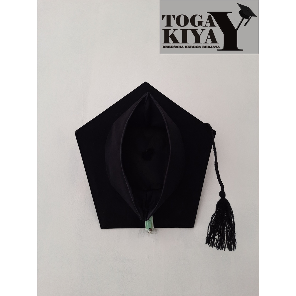 Toga wisuda/toga sarjana/topi wisuda/topi sarjana/togadiploma/togadvokasi