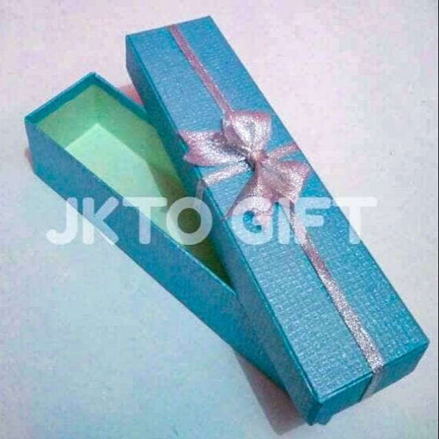 

Kotak Kado/Gift Box Ukuran 26 X 6 X 6