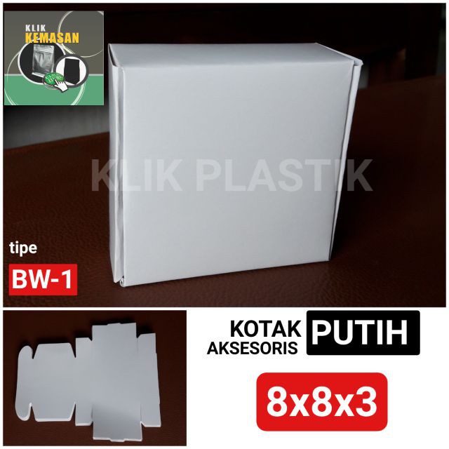 

KOTAK AKSESORIS PUTIH 8X8X3/KOTAK SOUVENIR PILLOW BOX BUNGKUS KADO