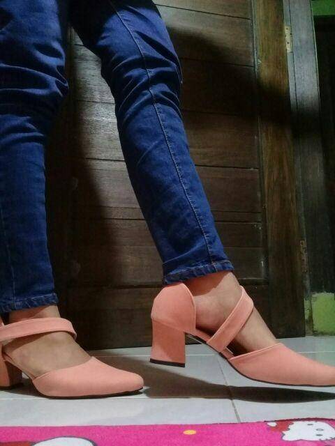 TRANSVERSE HEELS WANITA/HAK TAHU/BIGHEELS WOMEN SHOES/HEELS DENGAN PEREKAT VELCRO