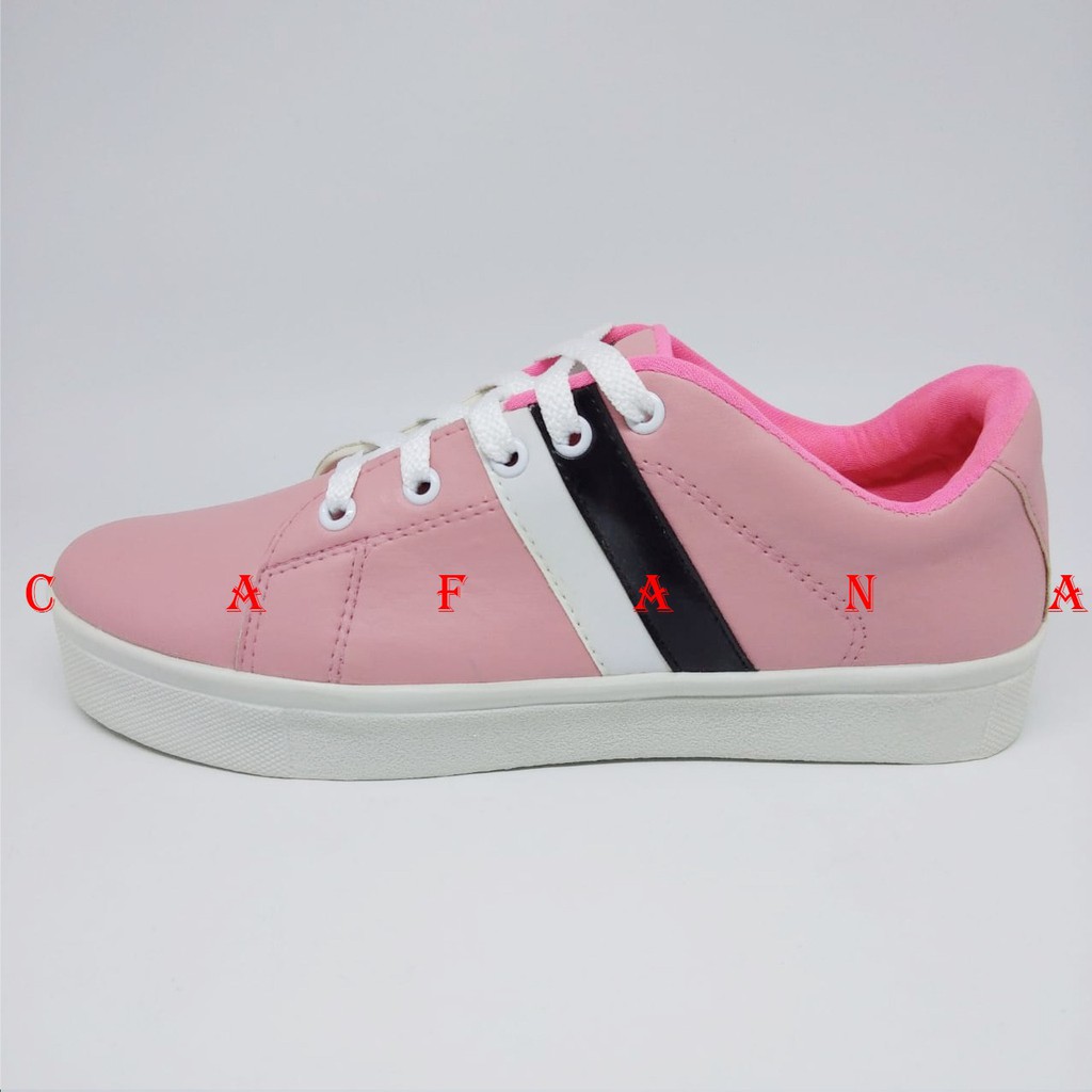 Sepatu Wanita Panda SDS198