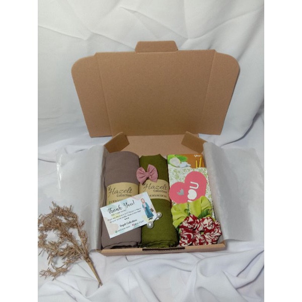 

Kado Ulang Tahun HAMPERS HIJAB