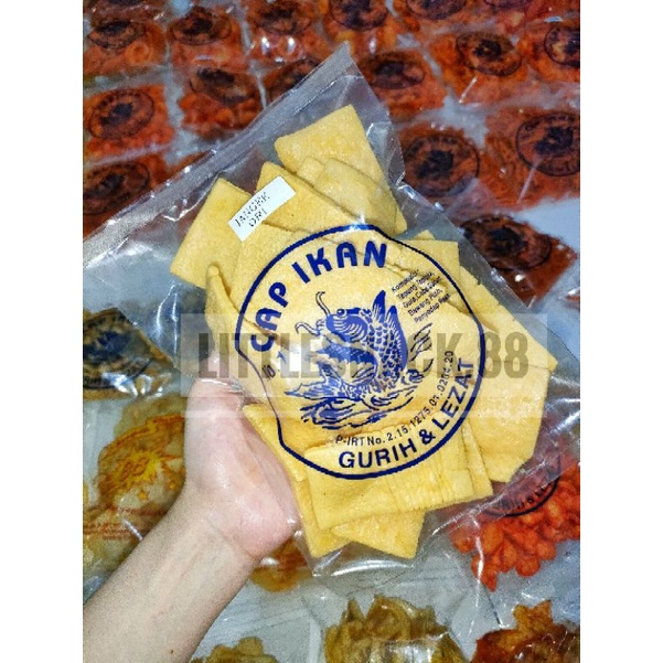 

KERUPUK CAP IKAN JANGEK / KERUPUK TAHU ORIGINAL 80GR