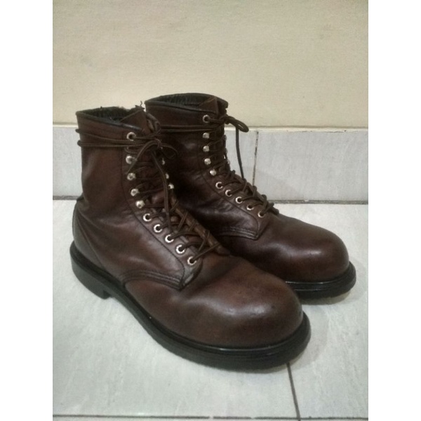 (SOLD) RED WING 2233