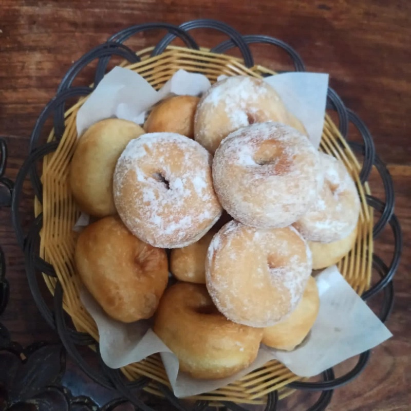 

DONAT GULA EMPUK FRESH FROM OVEN