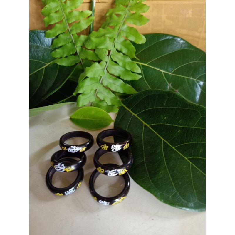 CINCIN KAUKAH WAFAQ WARNA HITAM