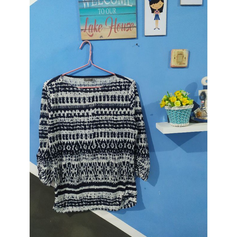 kaos matahari merk st. yves