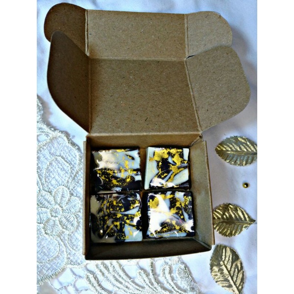 

Lovable - Hampers Coklat