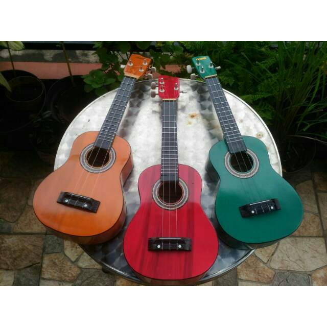 Ukulele Gitarlele guitalele gitar  mini gitar  kecil  