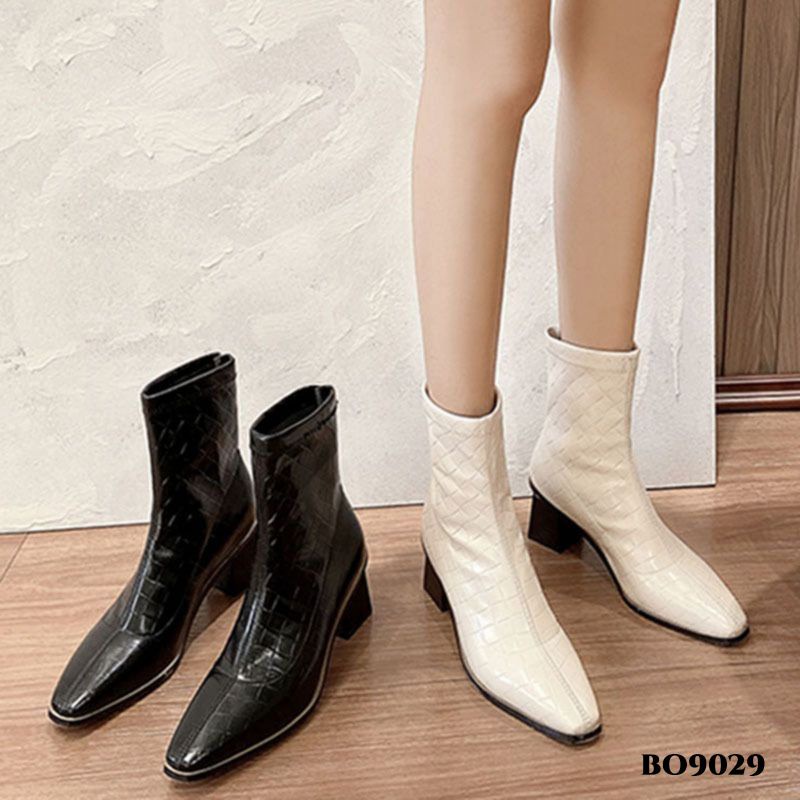 WYN SEPATU BOOTS FLAT KOREA TRENDY BO9029