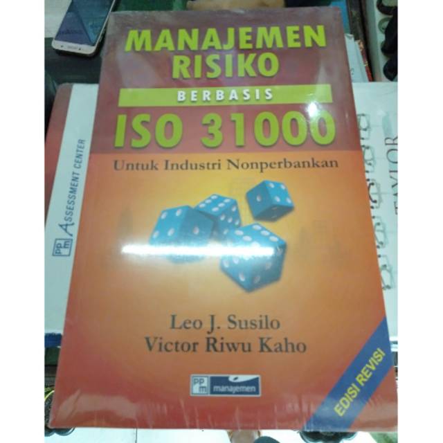 MANAJEMEN RISIKO BERBASIS ISO 31000