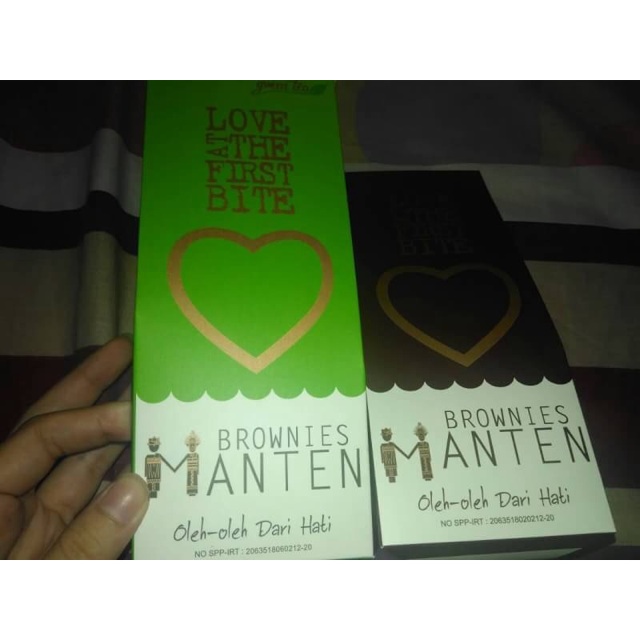 

Brownies Manten hadiah coklat special valentine! kemasan bisa ditulis