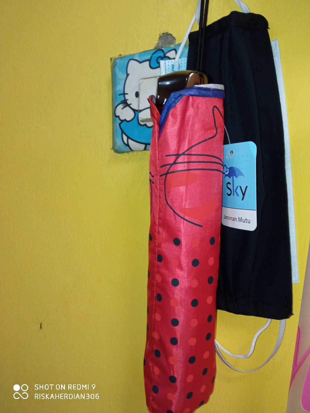 Payung Lipat 3 Korea Lapisan Silver Motif Kembang / Bunga