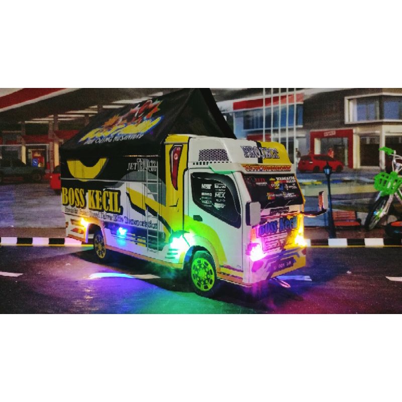 ( COD )miniatur truck oleng BISA CUSTOM FOTO DAN NAMA DI PINTU BELAKANG