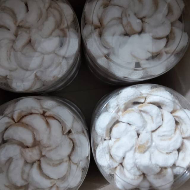 

Kue putri salju