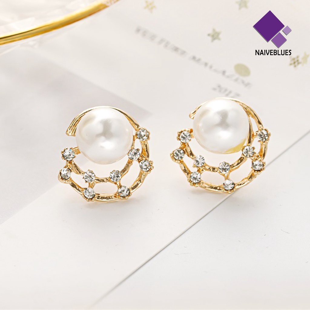 Anting Stud Mutiara Berlian Imitasi Model Hollow Untuk Wanita