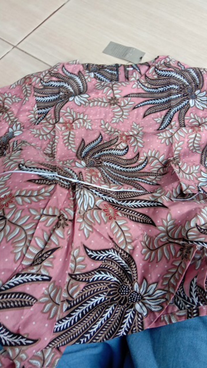 Batik Wanita Atasan Blouse Modern Warna Pink Model Peplem