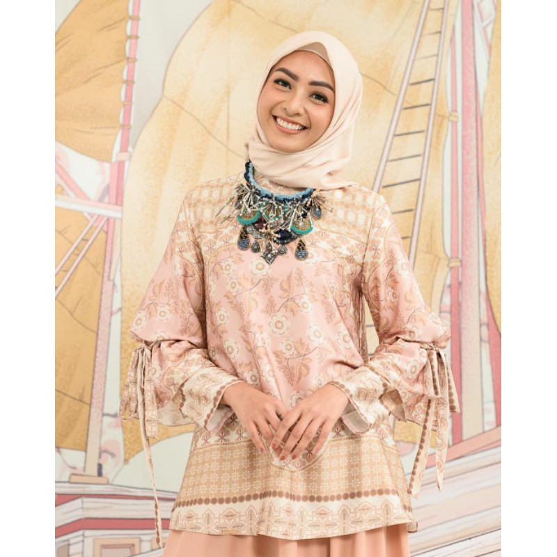 Sacha Blouse by Wearing Klamby - Primerose