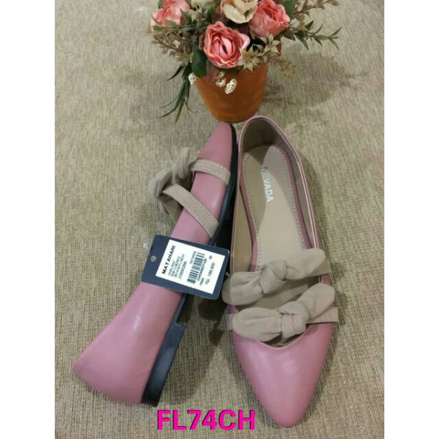 Sepatu flat merk Nevada brand Matahari