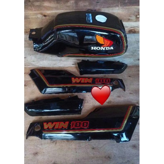 COVER BODY SET TANGKI HONDA WIN 100 BODI SET TANGKI STRIPING TH 90-91 HONDA WIN 100.