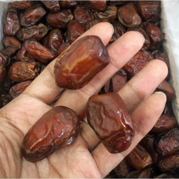 

Kurma madu mesir 500gr [kemasan box]
