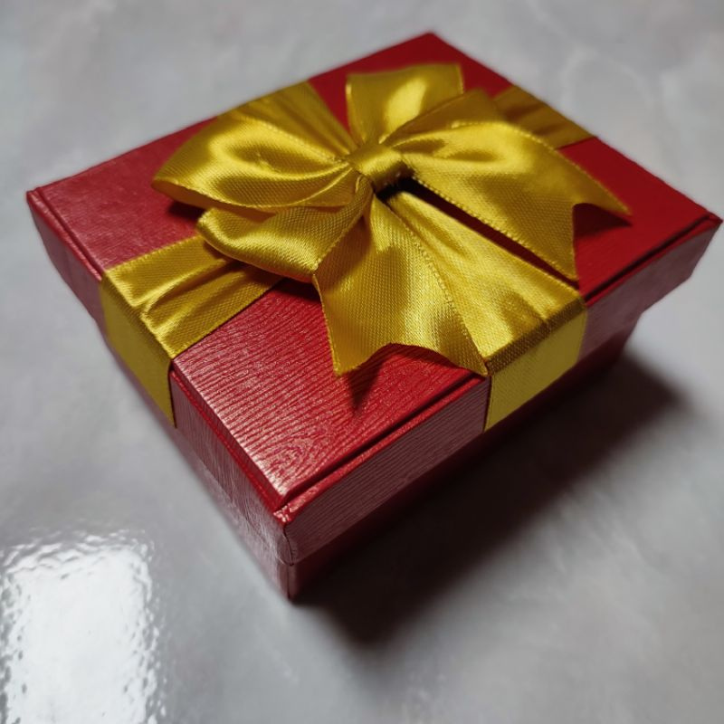 KOTAH HADIAH BOX KADO CANTIK RED PITA GOLD