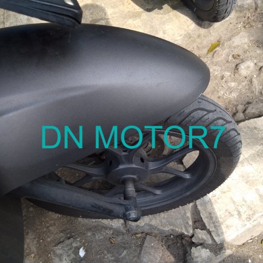 Spakbor depan scoopy K93 Original