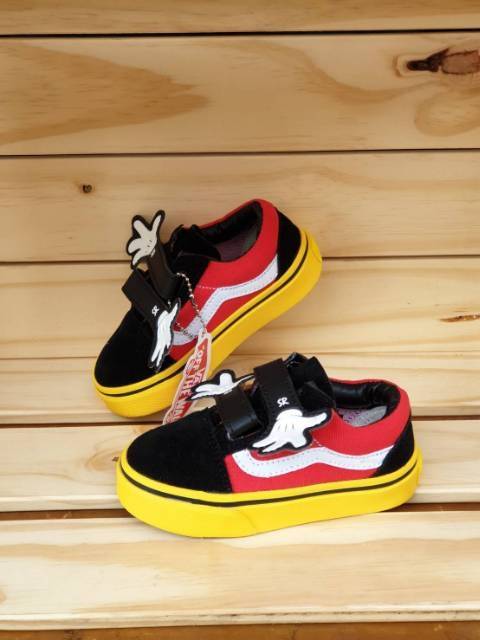 Sepatu Anak Sneakers Vans Mickey Mouse Kids / Sepatu Vans Anak / Sneakers Anak / Sepatu Sekolah / Sepatu Casual Anak