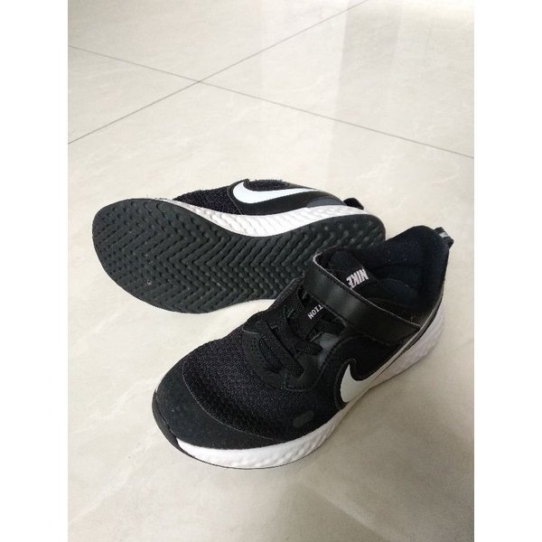 Nike Air Revolution Original sepatu anak cowok murah