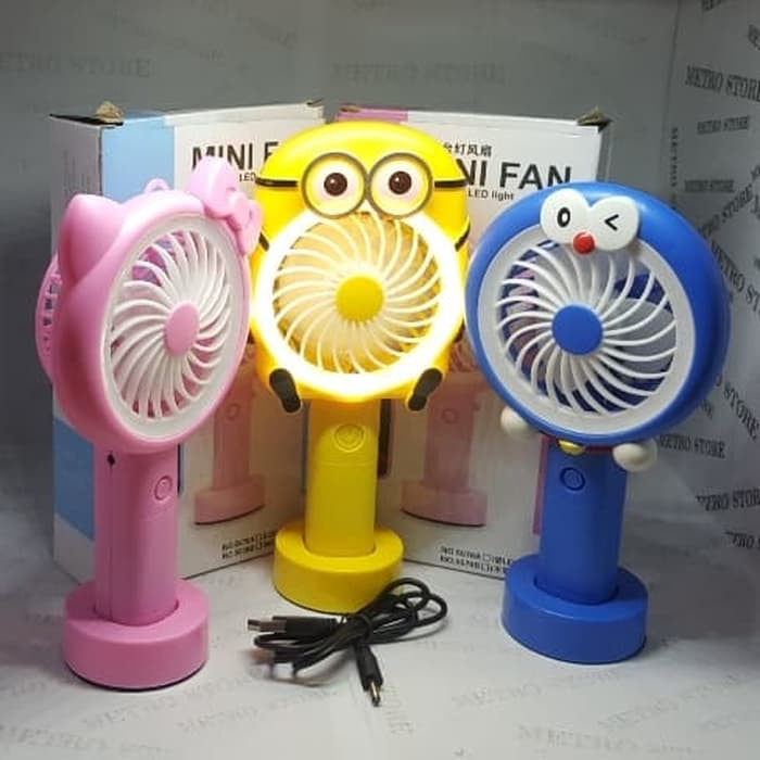 Kipas Karakter LED Right Angin kencang sejuk plus ada lampu LED