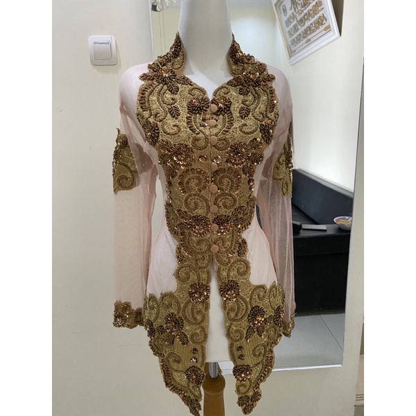 2 set Kebaya Ibu Pengantin