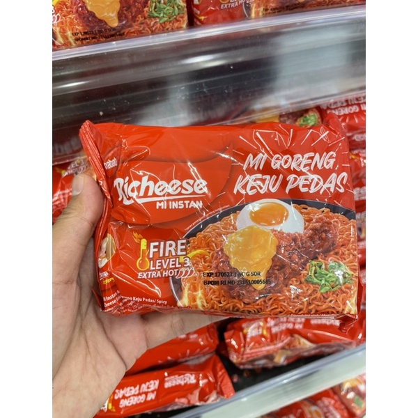 

MIE INSTAN RICHEESE