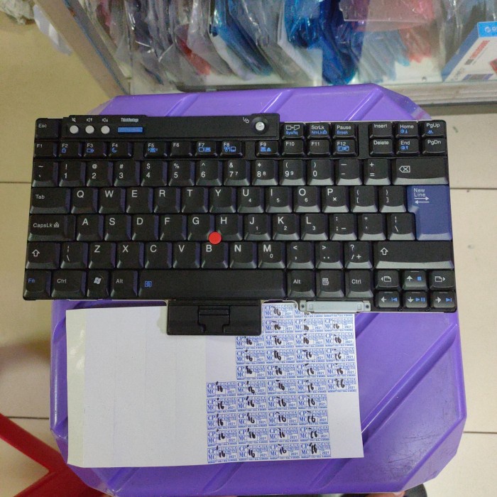 Keyboard laptop IBM Lenovo Thinkpad R500 R400 T500 T400 R61 R60 T61