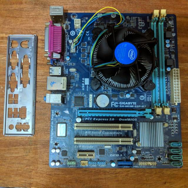 MotherBoard / Mobo H61 LGA 1155 INTEL - Gigabyte H61 + Backpanel