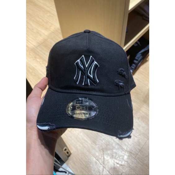 Topi New Era New York Yankee Damage men's Cap - Black