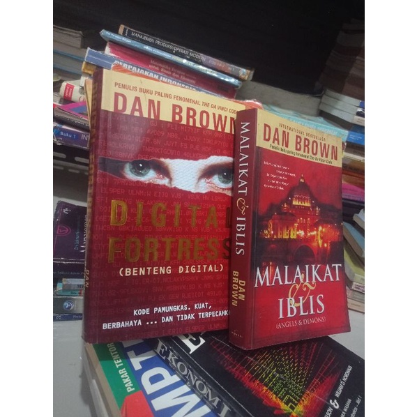 NOVEL DAN BROWN BENTENG DIGITAL FORTRESS MALAIKAT IBLIS ORIGINAL 2 SET