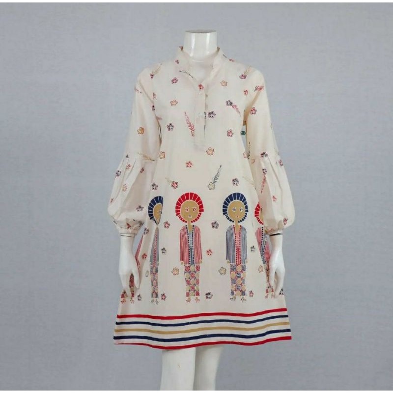tunik dress batik atasan batik wanita lengan balon warna putih motif karakter