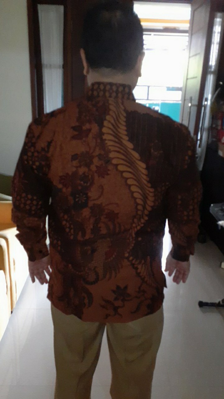 Kemeja Batik Prabu Bahan Katun Baturaden Reguler Fit A592