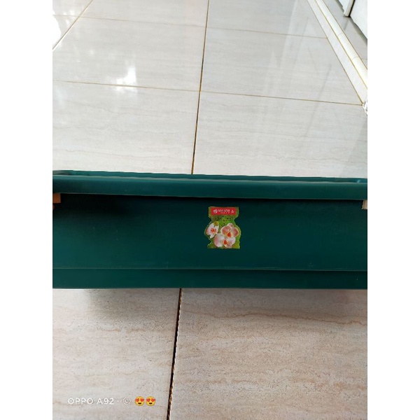 POT PLASTIK PANJANG MERK LION STAR 56 CMX20 CM