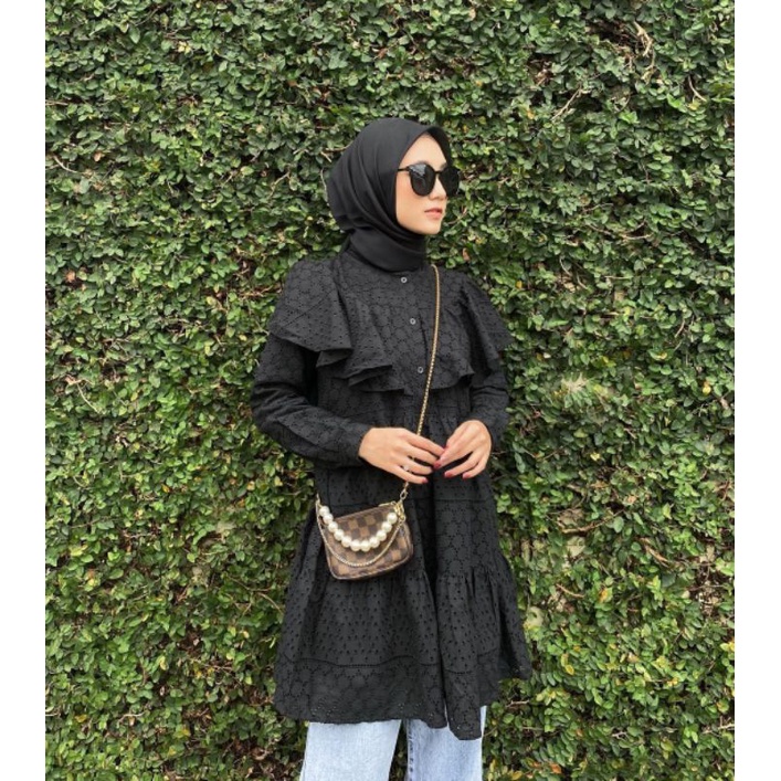 Esme Blouse Black by Vanilla Hijab