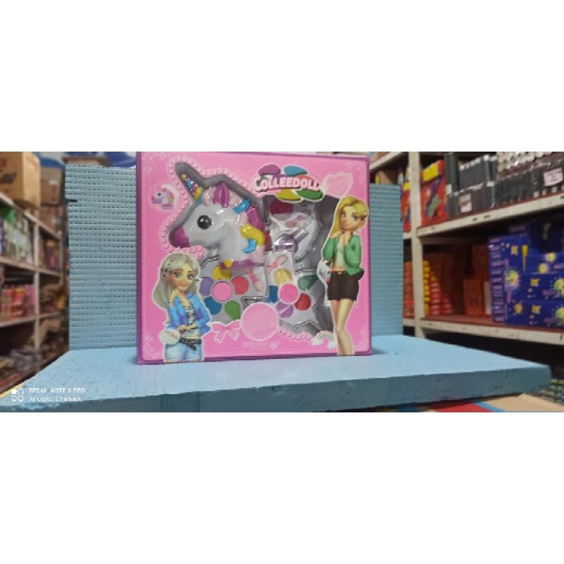 MAINAN MIKE UP KUDA PONY SET