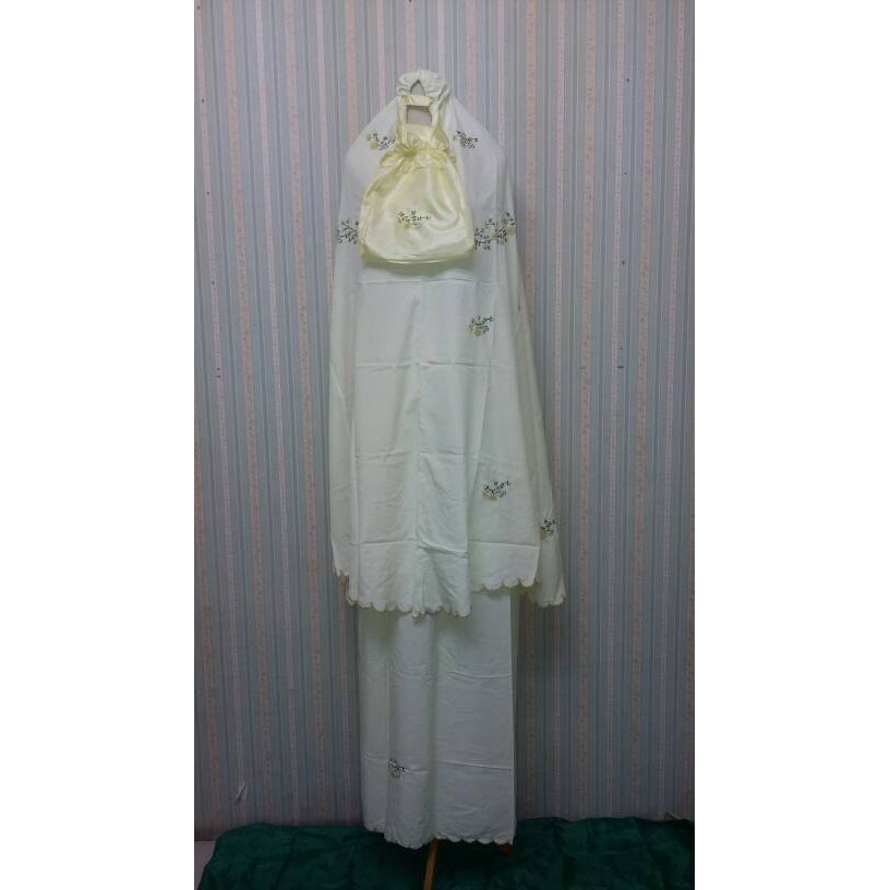 mukena warna